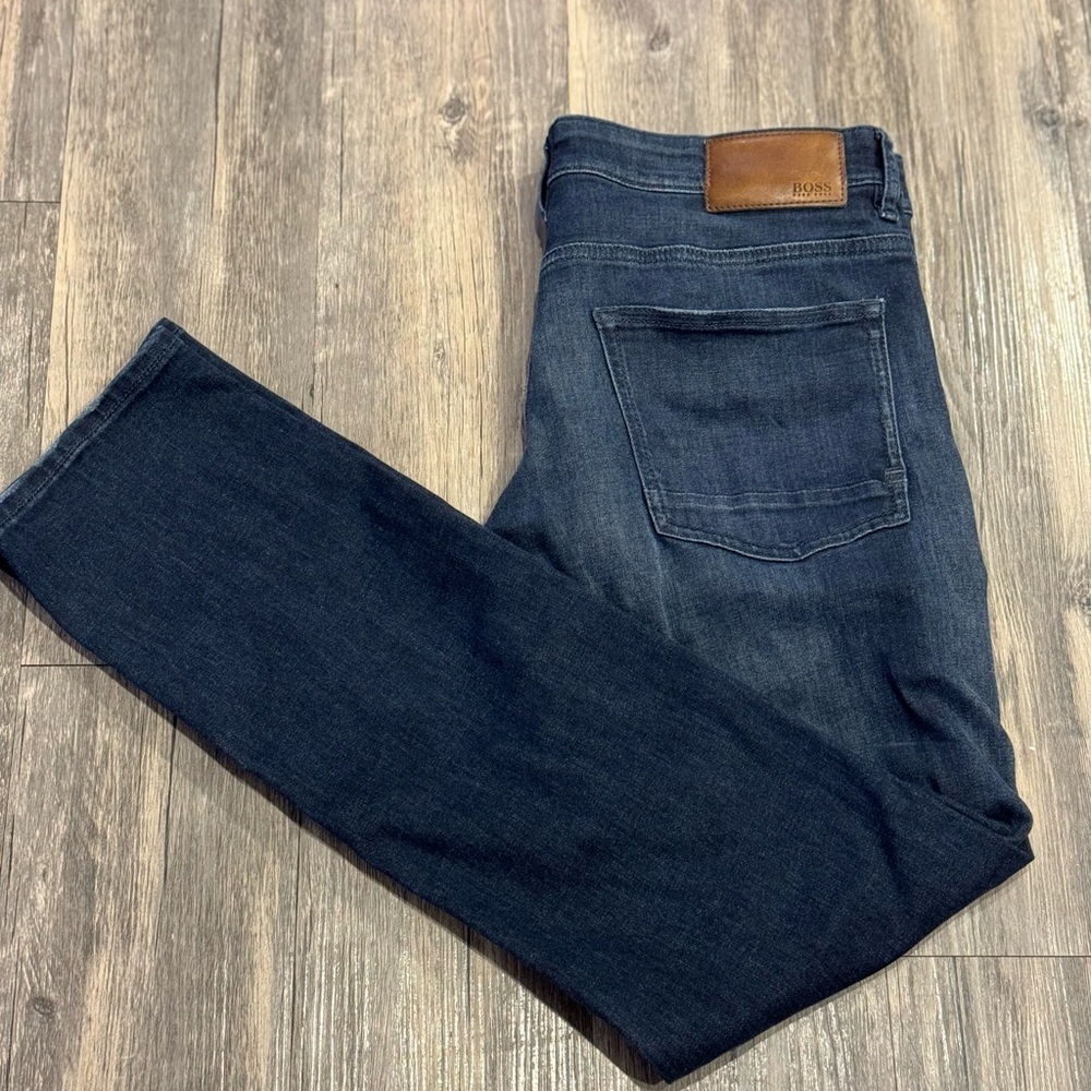Hugo Boss Men’s Jeans - Delaware Slim Fit - W34 W32 - Dark Blue Wash